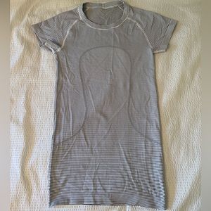 Swiftly Tech Short-Sleeve